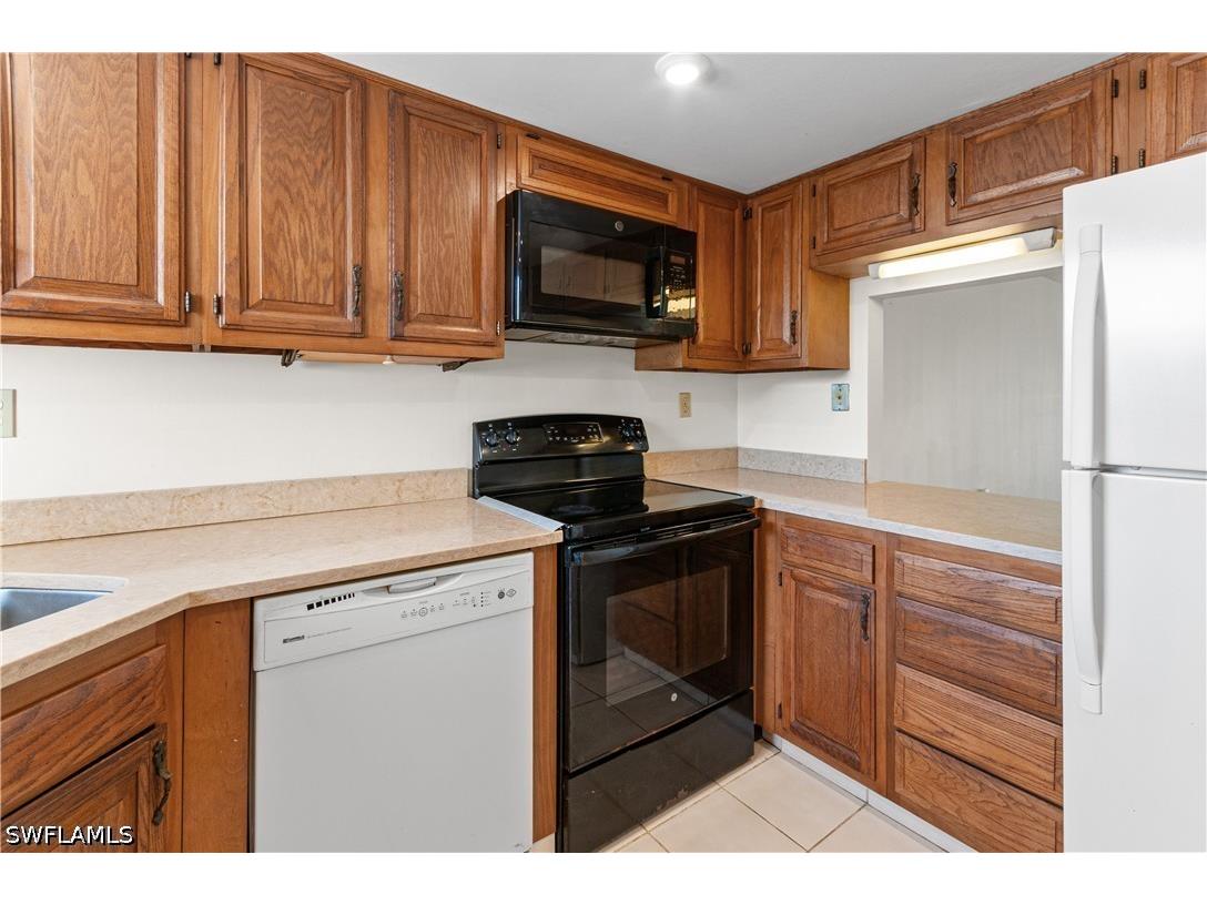 21 High Point Circle E #305 Naples FL 34103 226025727 image14