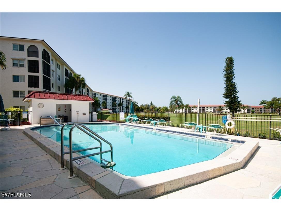 21 High Point Circle E #305 Naples FL 34103 226025727 image25