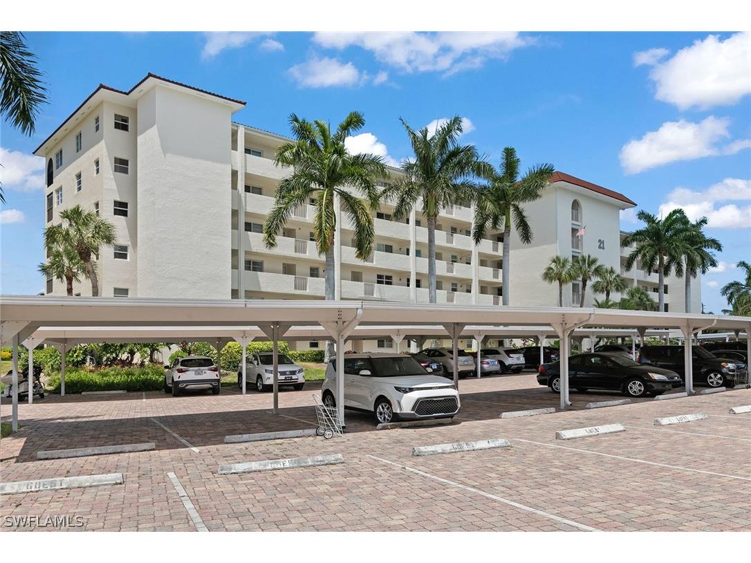 21 High Point Circle E #409 Naples FL 34103 224039530 image1