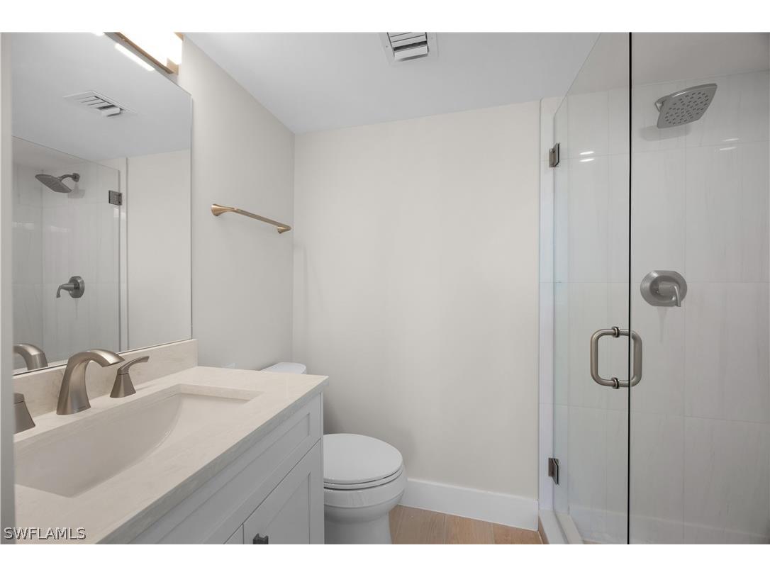 21 High Point Circle E #409 Naples FL 34103 226007315 image13