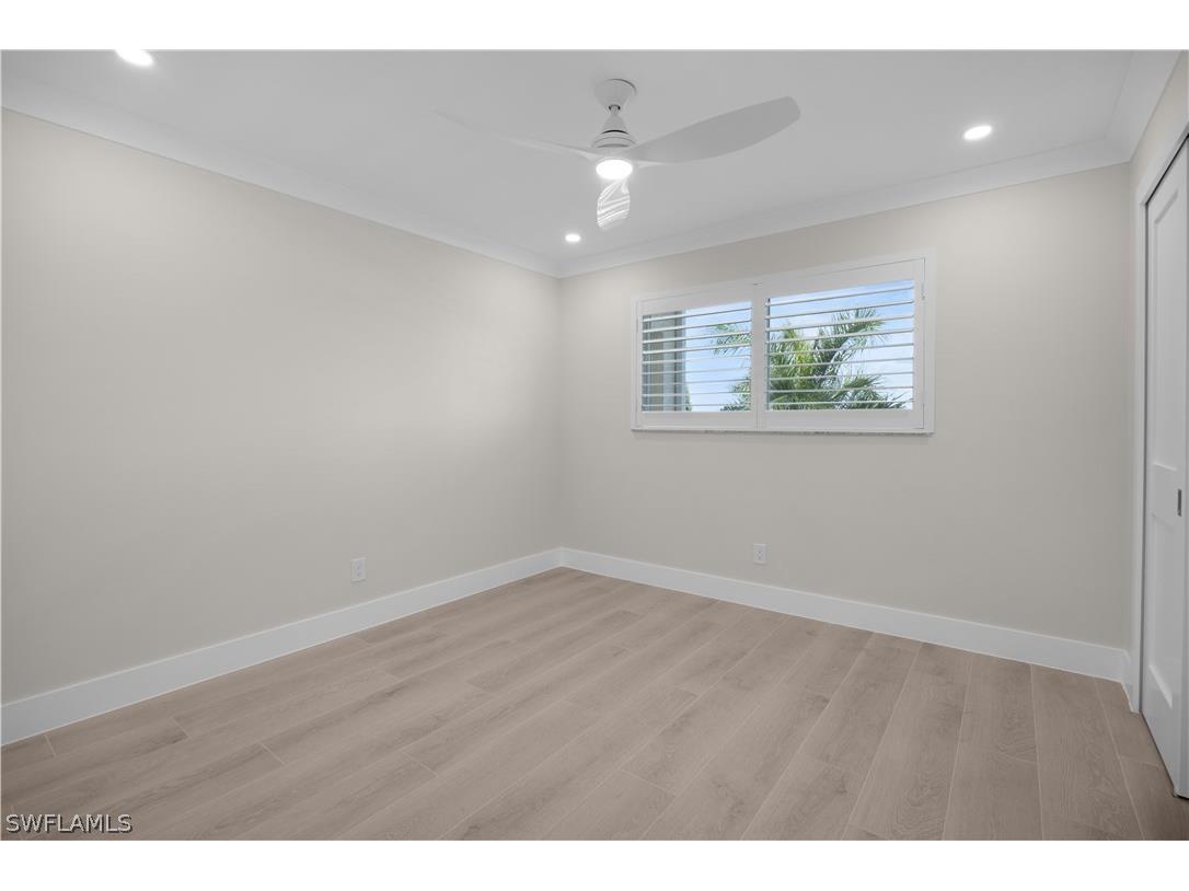 21 High Point Circle E #409 Naples FL 34103 226007315 image17
