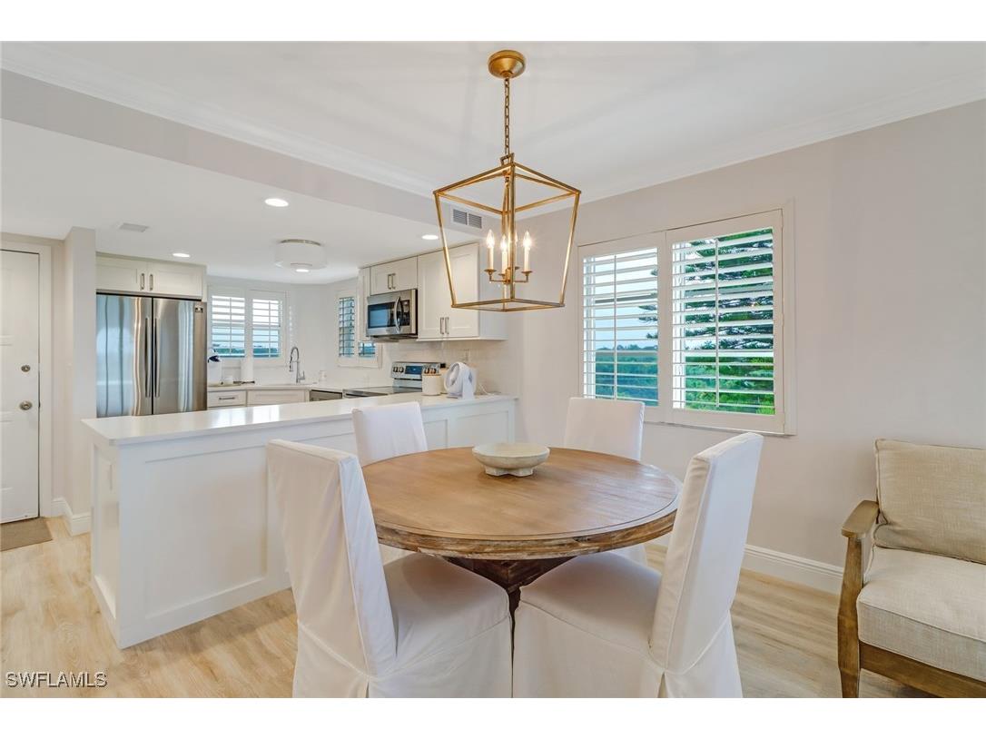 21 High Point Circle E #601 Naples FL 34103 225083323 image1