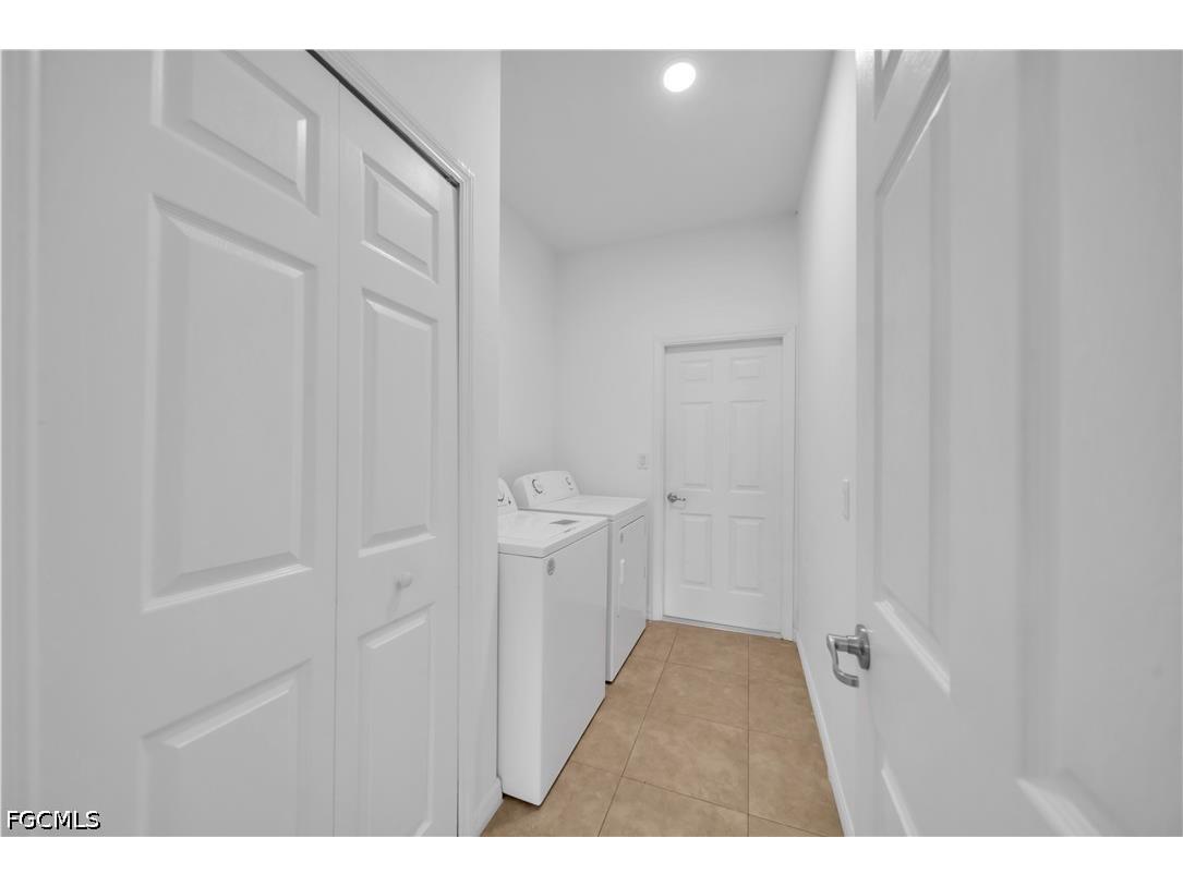 21 Kismet Parkway E Cape Coral FL 33909 2026026941 image12