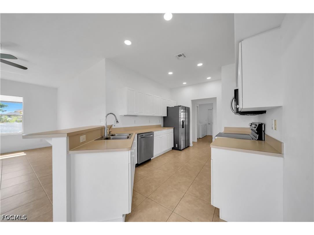 21 Kismet Parkway E Cape Coral FL 33909 2026026941 image8