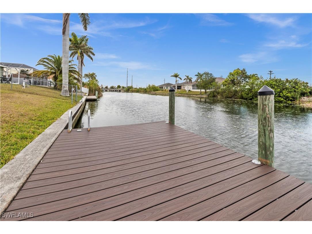 21 NE 19th Terrace Cape Coral FL 33909 225001653 image3