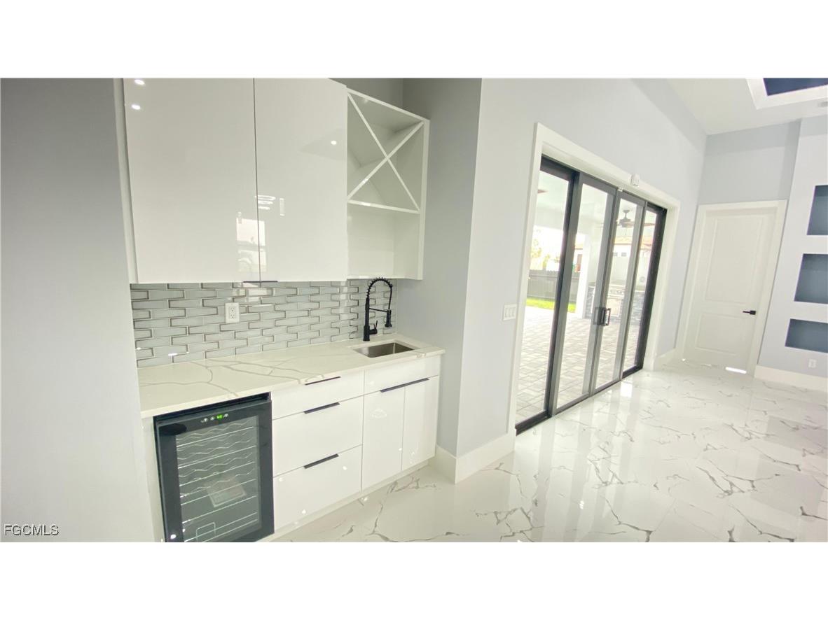 21 NW 7th Street Cape Coral FL 33993 2025009721 image10