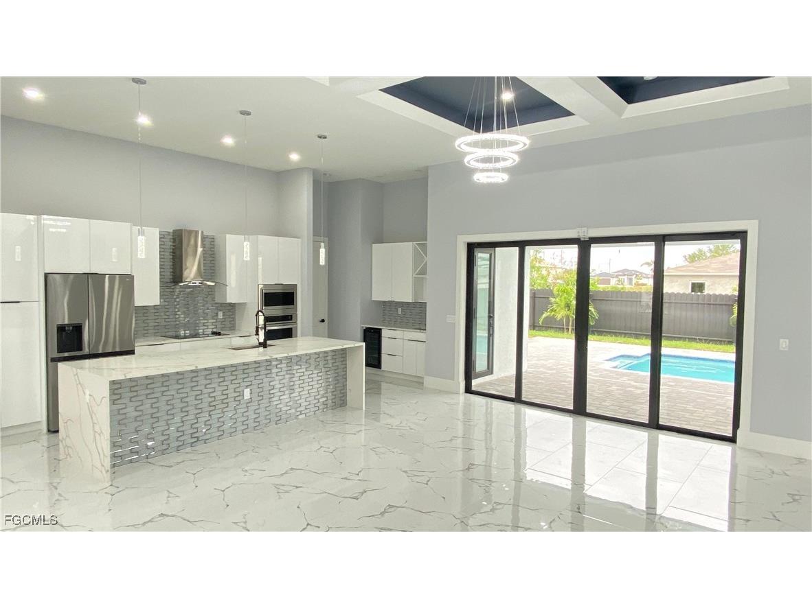 21 NW 7th Street Cape Coral FL 33993 2025009721 image8