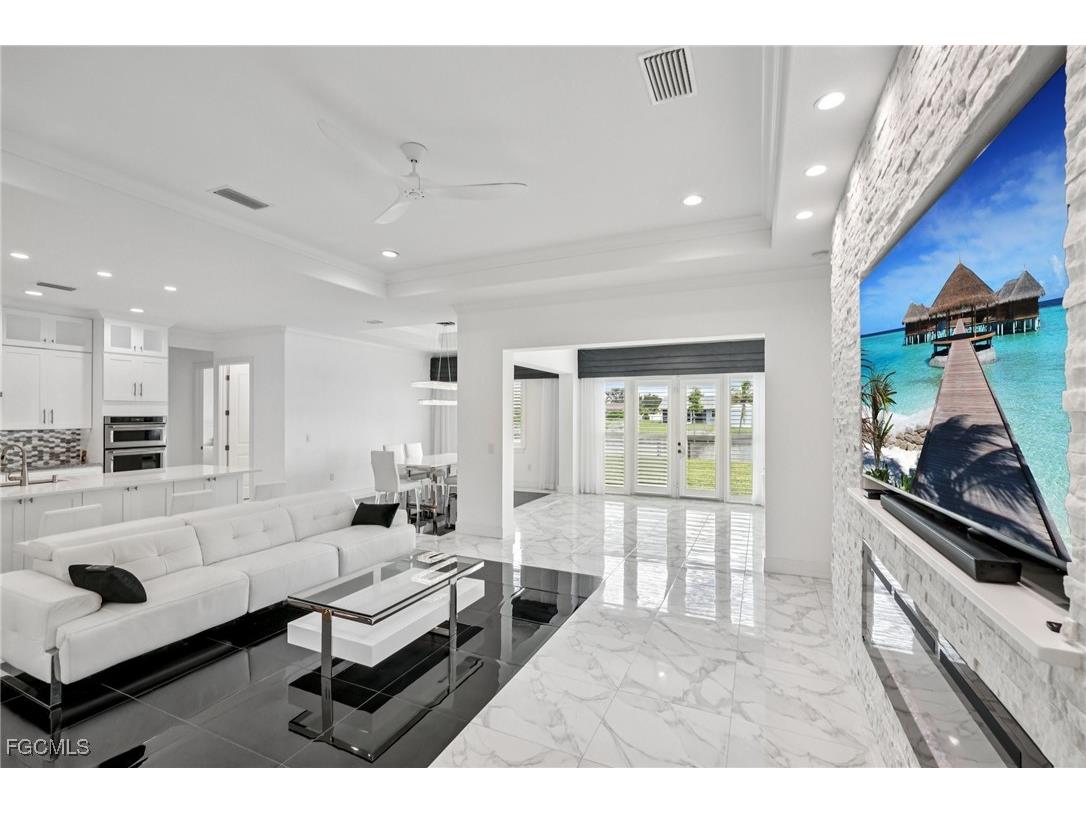 21 SW 21st Street Cape Coral FL 33991 2025006043 image11