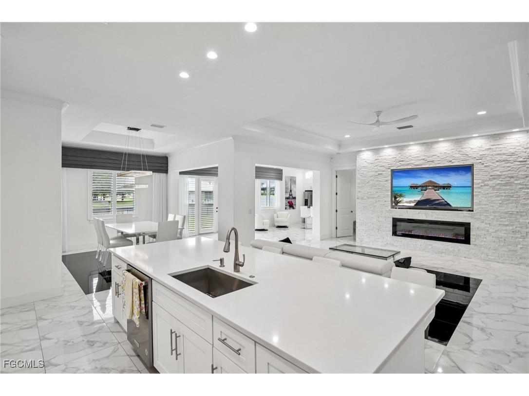 21 SW 21st Street Cape Coral FL 33991 2025006043 image20