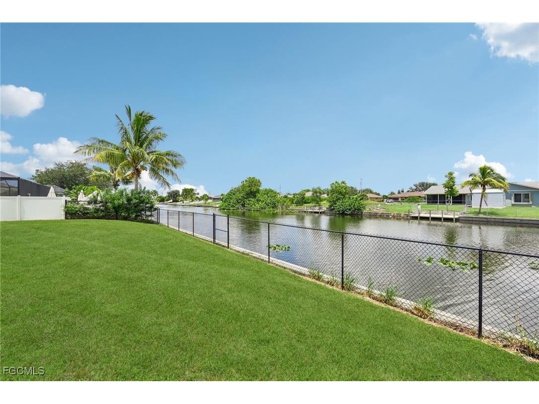 21 SW 21st Street Cape Coral FL 33991 2025006043 image40