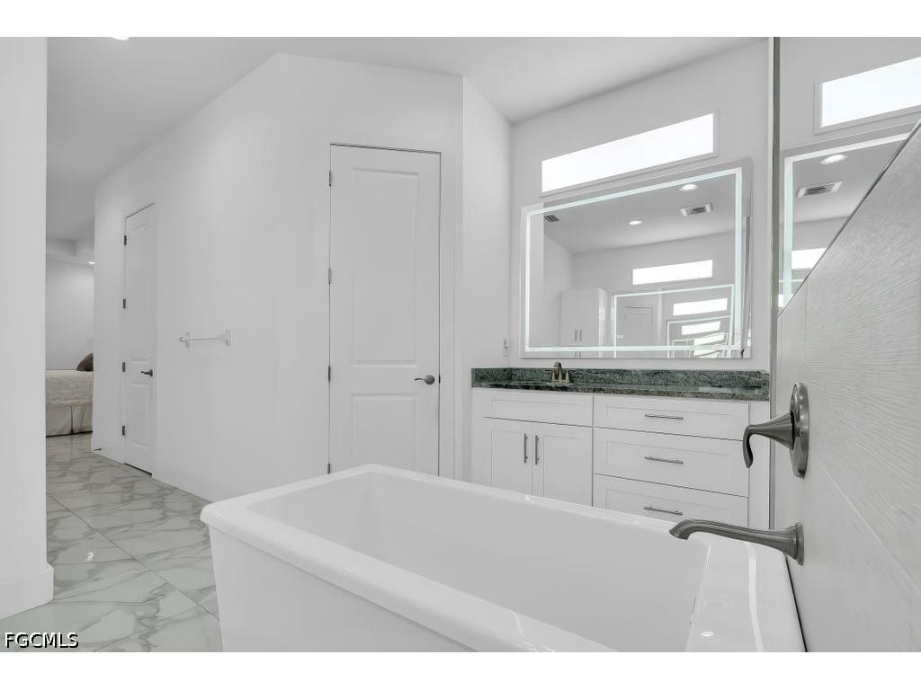 21 SW 21st Street Cape Coral FL 33991 2026020280 image21