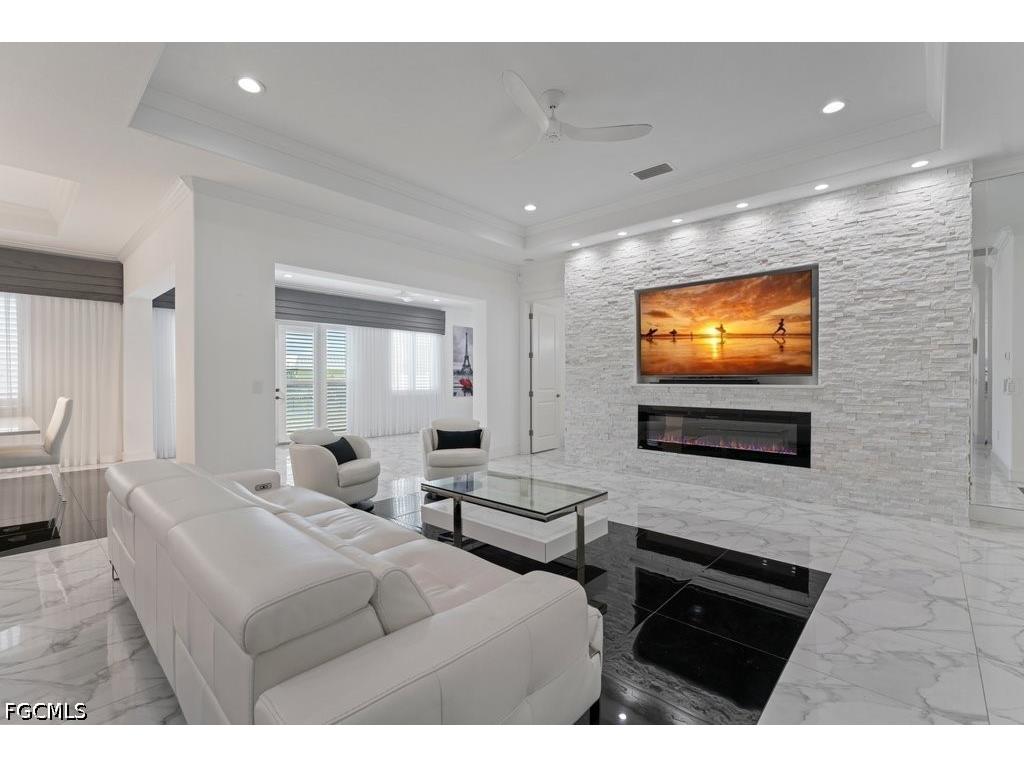 21 SW 21st Street Cape Coral FL 33991 2026020280 image5