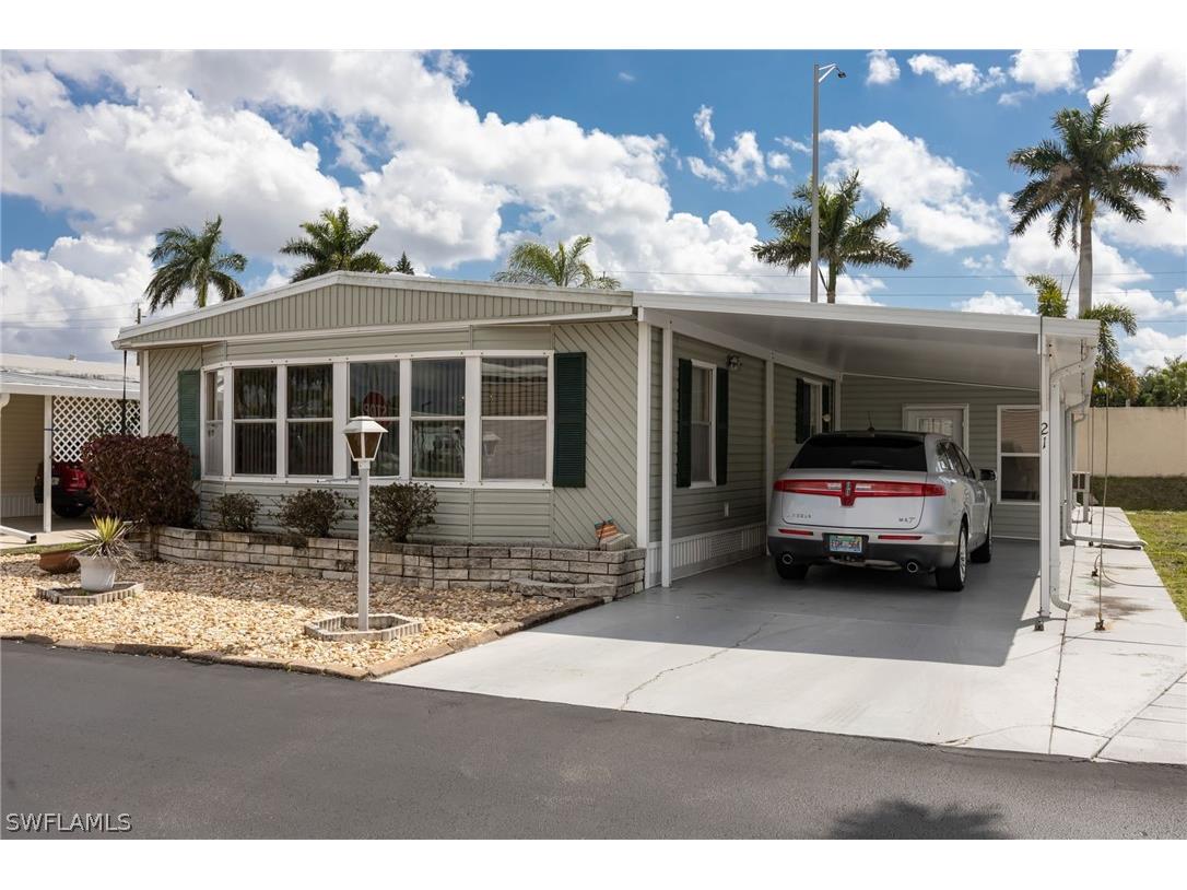 21 San Lu Rue Avenue #21 Naples FL 34104 226008817 image1