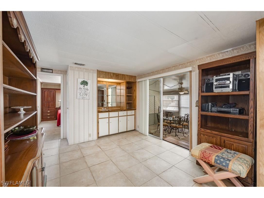 21 San Lu Rue Avenue #21 Naples FL 34104 226008817 image6
