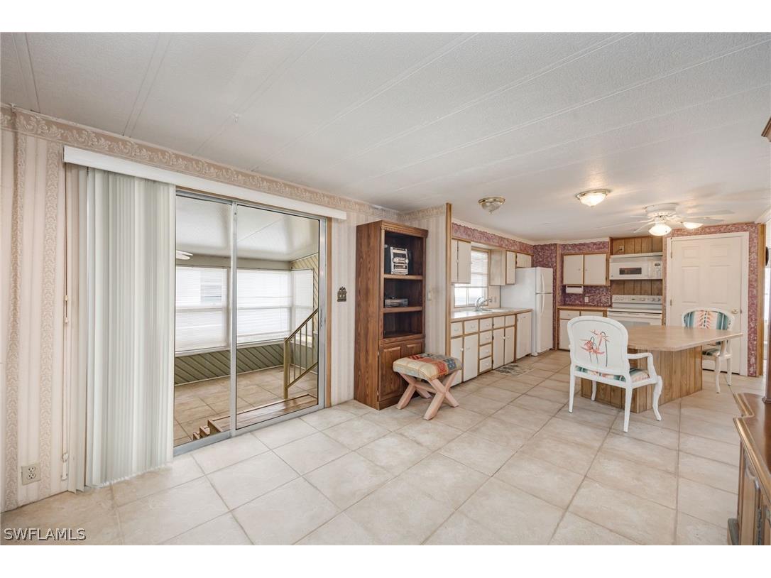 21 San Lu Rue Avenue #21 Naples FL 34104 226008817 image7