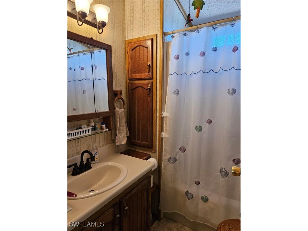 21 Shifting Sand Avenue Bonita Springs FL 34135 225029595 image6