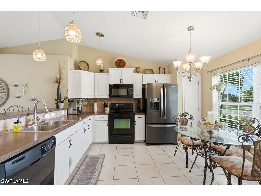 21 Tropicana Parkway E Cape Coral FL 33909 226018588 image9