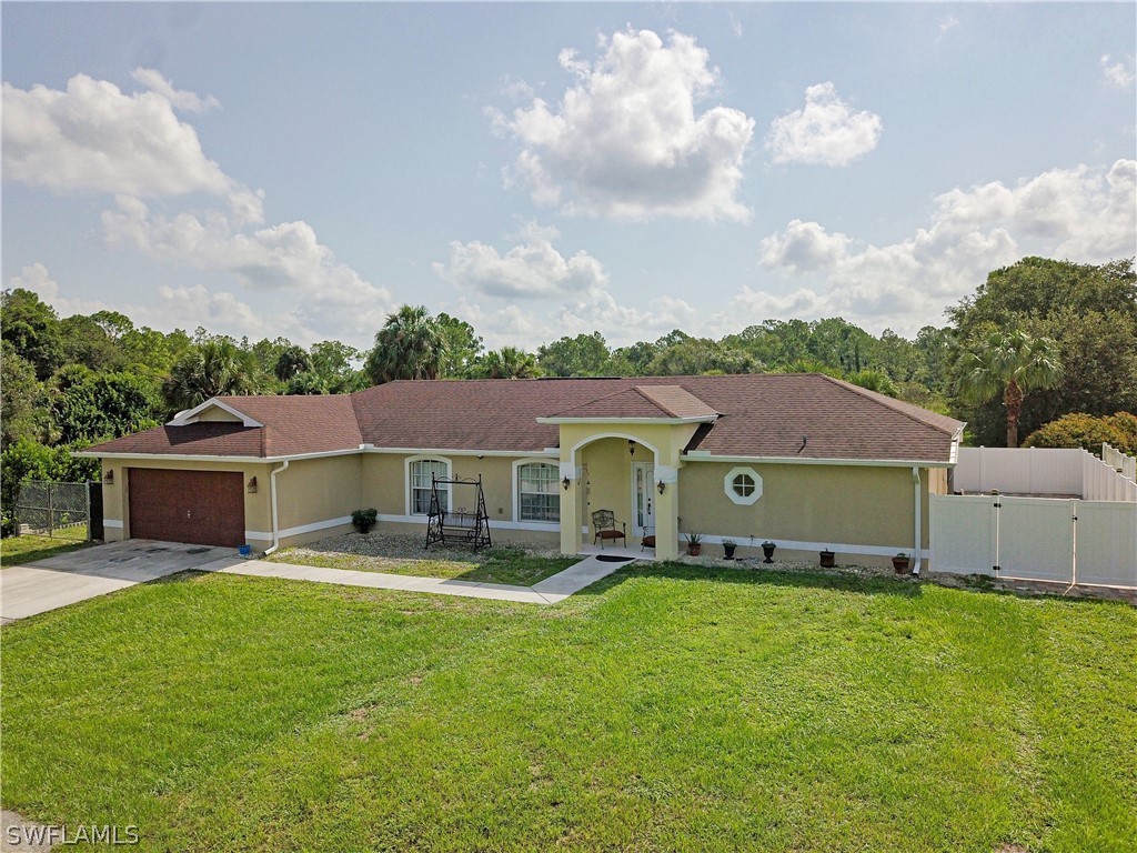 210 10th Street SE Naples FL 34117 224025420 image1