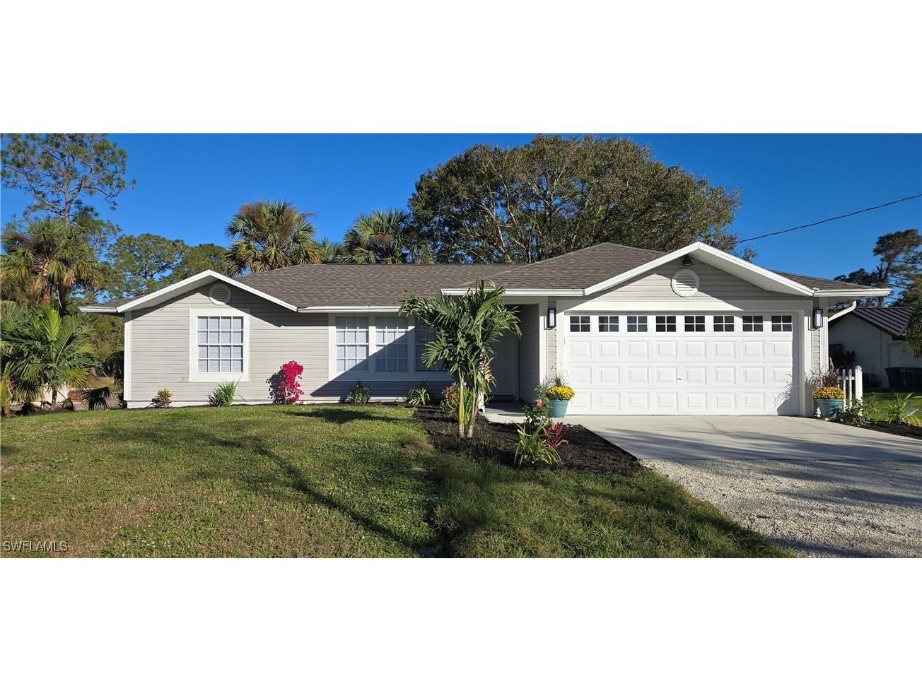 210 14th Street NE Naples FL 34120 224090780 image1