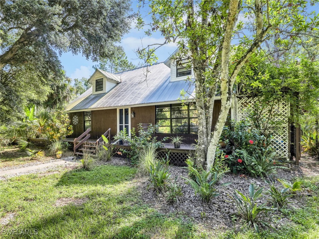 210 25th Street SW Naples FL 34117 225066087 image1