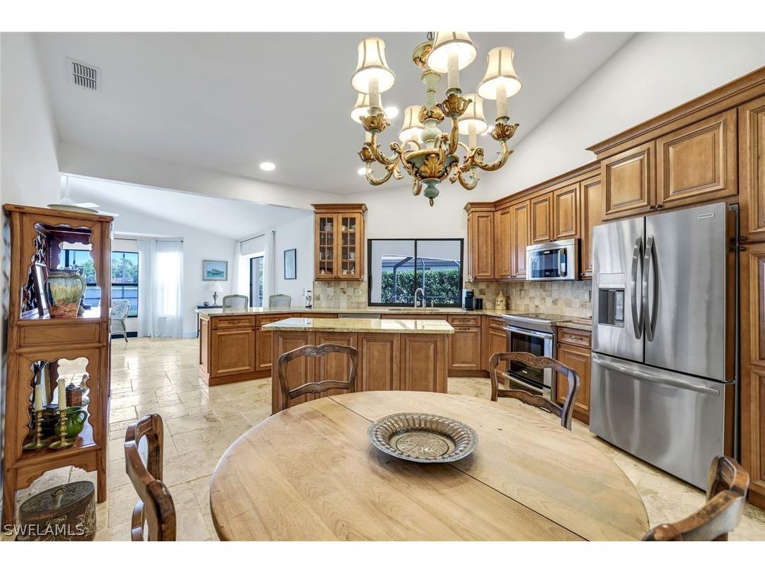 210 Belville Boulevard Naples FL 34104 226006024 image8