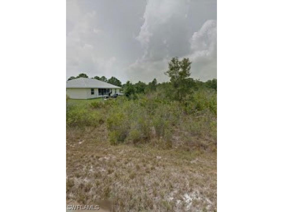 210 Brave Street Lake Placid FL 33852 223024941 image1