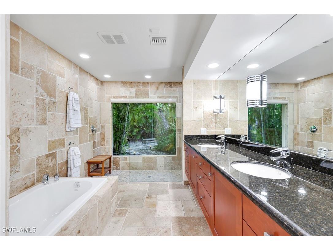 210 Central Avenue Naples FL 34102 226001201 image18