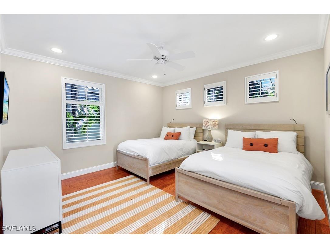 210 Central Avenue Naples FL 34102 226001201 image30