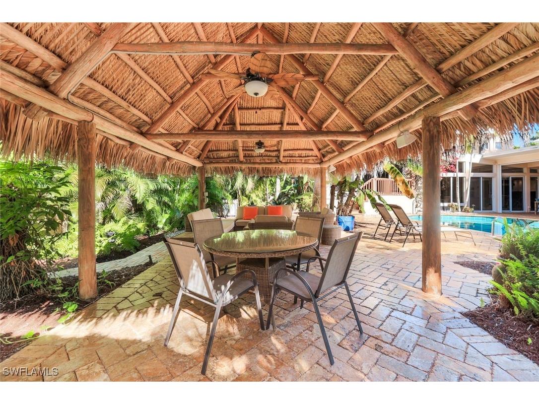 210 Central Avenue Naples FL 34102 226001201 image45