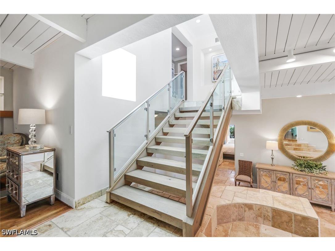 210 Central Avenue Naples FL 34102 226022755 image22