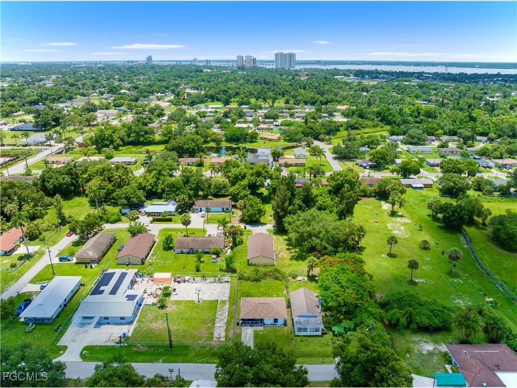 210 Charlotte Avenue Fort Myers FL 33916 2025017685 image18