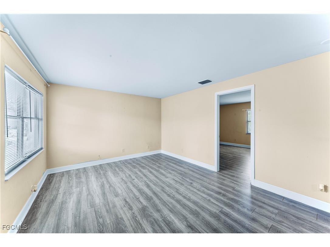 210 Charlotte Avenue Fort Myers FL 33916 2026005995 image13