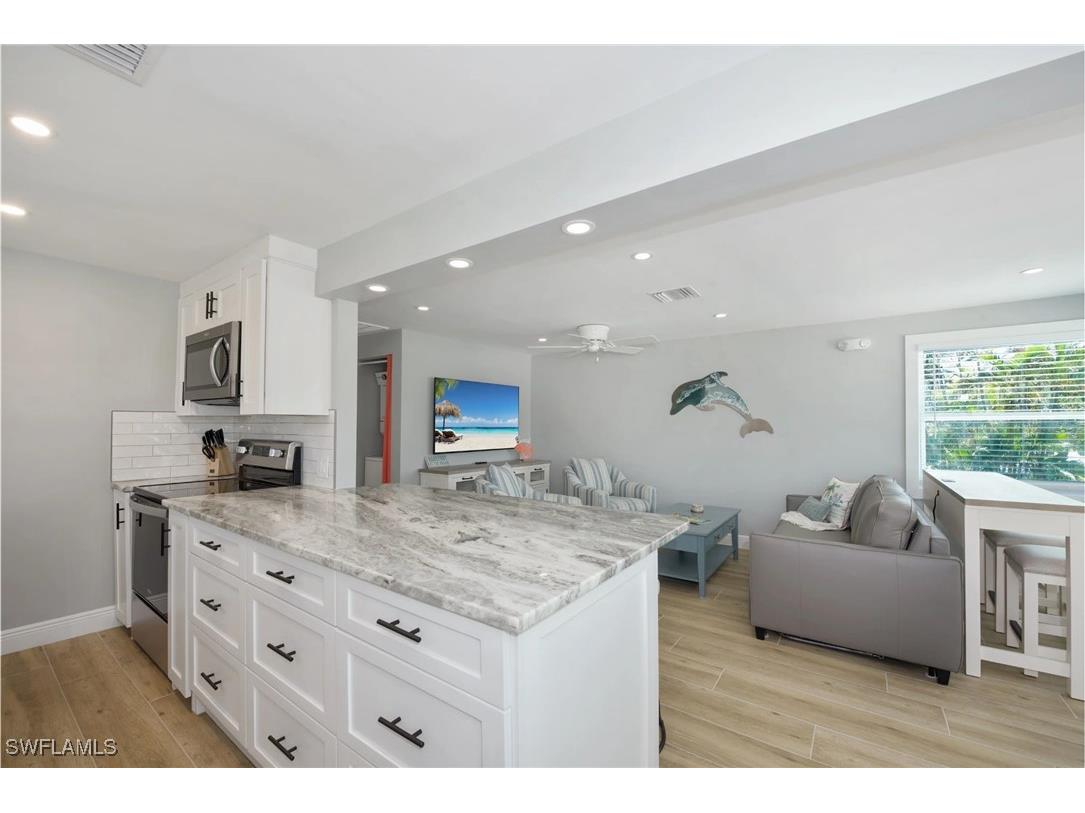 210 Dakota Avenue Fort Myers Beach FL 33931 225043303 image13