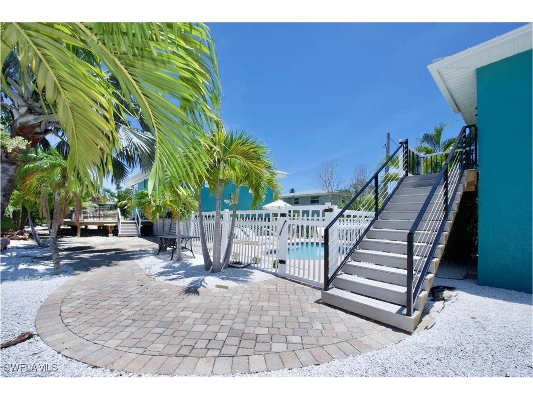 210 Dakota Avenue Fort Myers Beach FL 33931 225043303 image21