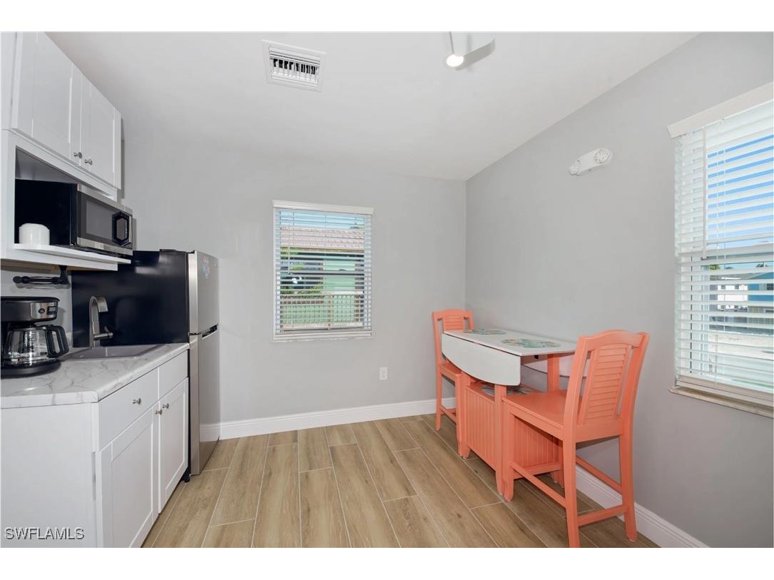 210 Dakota Avenue Fort Myers Beach FL 33931 225043303 image24