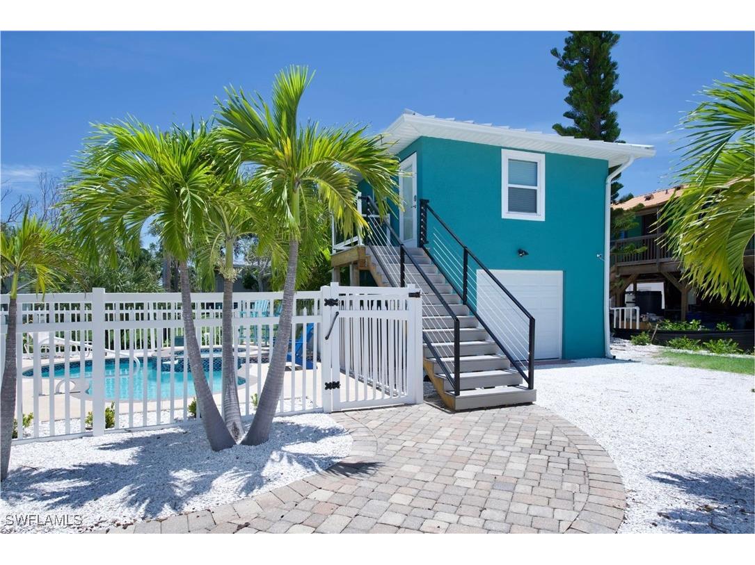 210 Dakota Avenue Fort Myers Beach FL 33931 225043303 image4