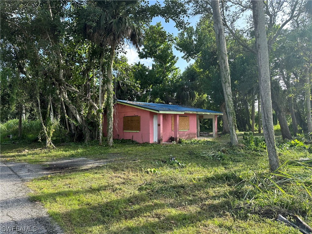 210 Delray Avenue Fort Myers FL 33905 223066607 image1