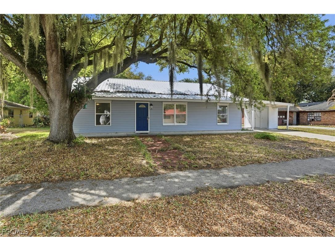 210 E Sugarland Circle Clewiston FL 33440 2026013815 image2