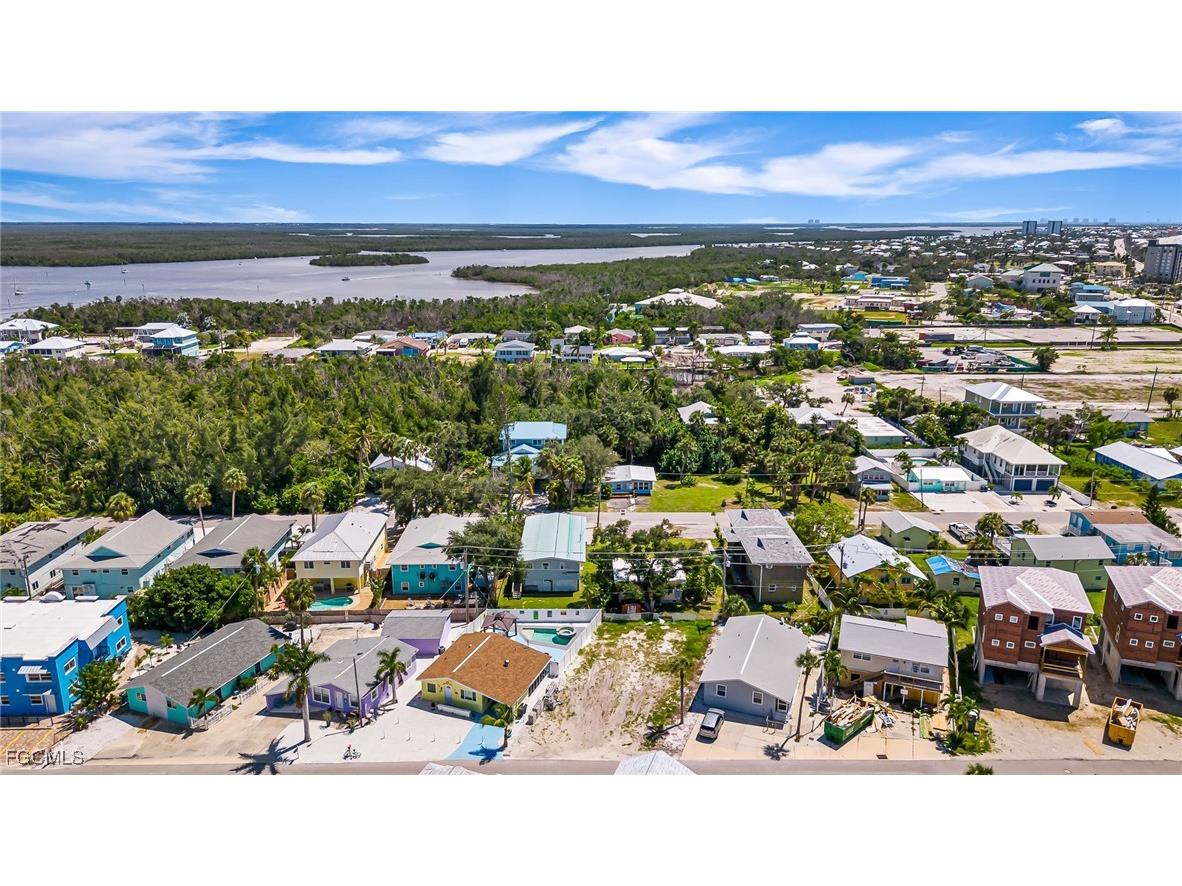 210 Fairweather Lane Fort Myers Beach FL 33931 2025019989 image1