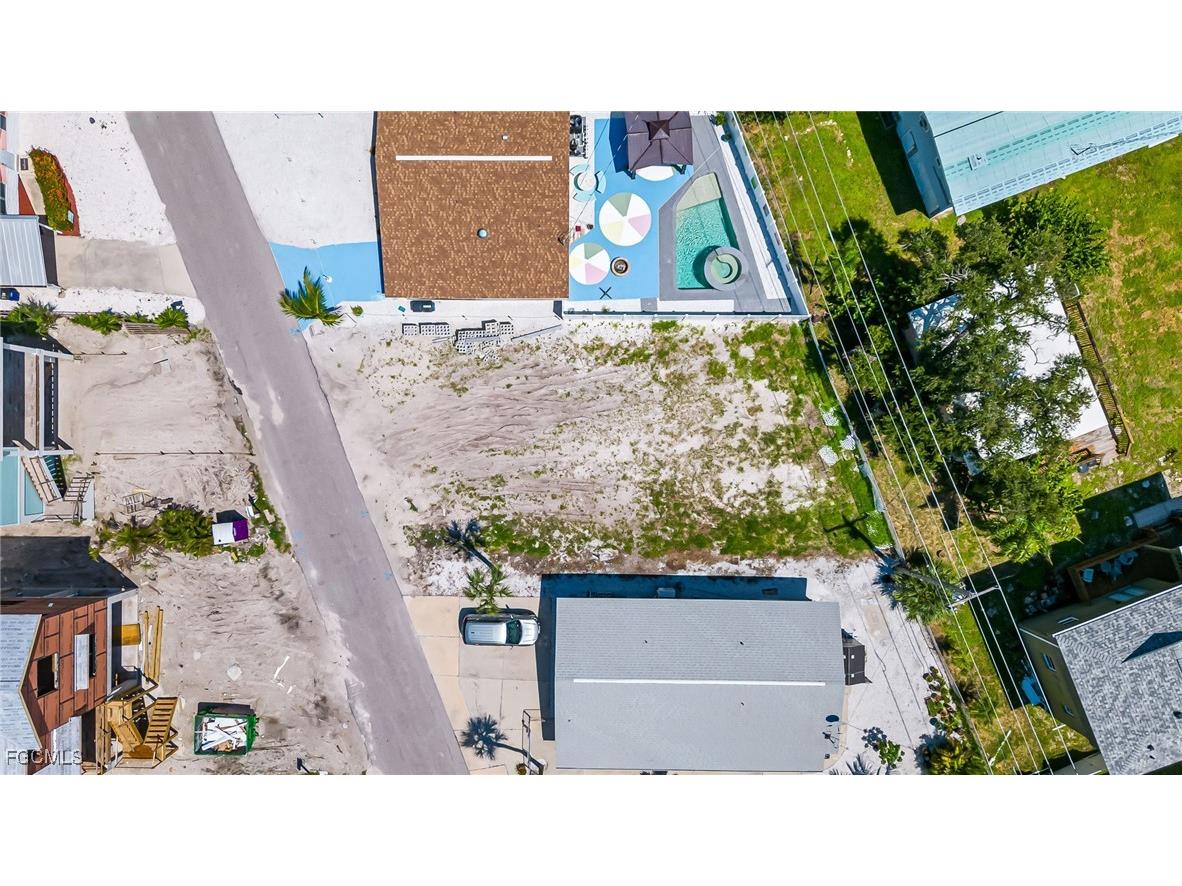 210 Fairweather Lane Fort Myers Beach FL 33931 2025019989 image17