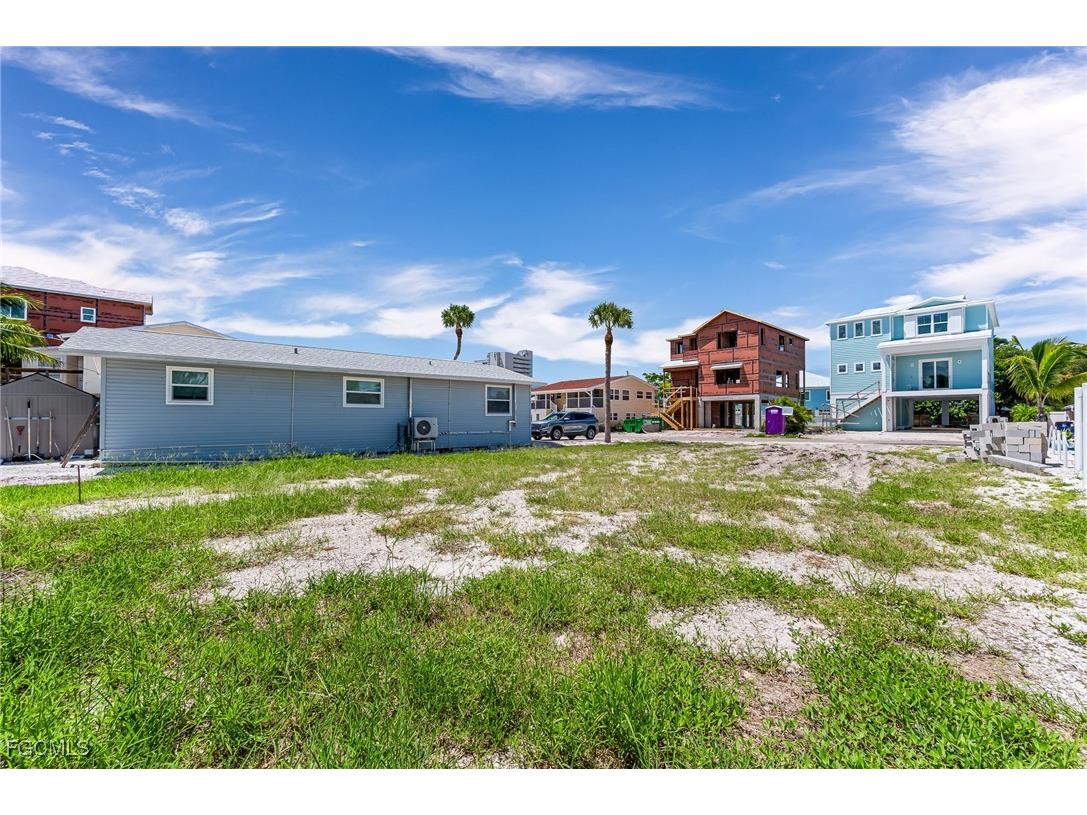 210 Fairweather Lane Fort Myers Beach FL 33931 2025019989 image28