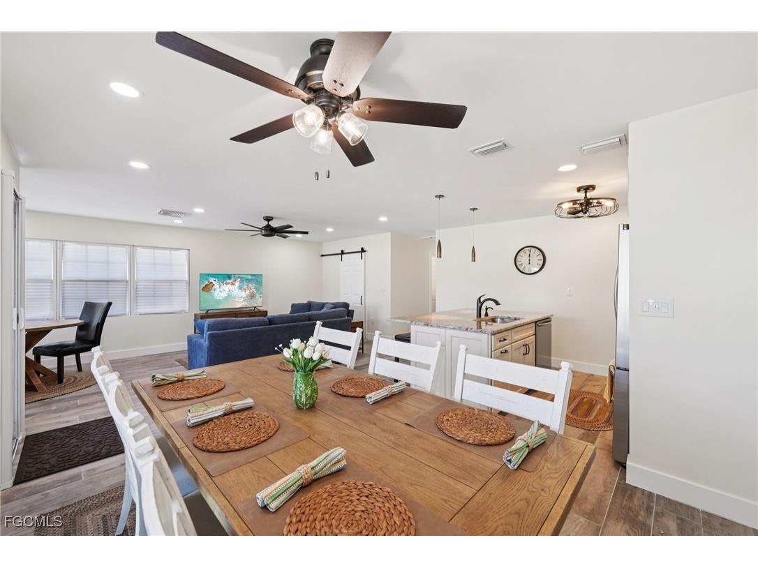 210 Hibiscus Drive Fort Myers Beach FL 33931 2025020914 image12