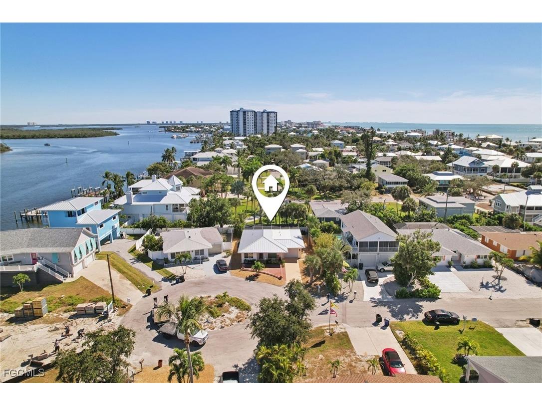 210 Hibiscus Drive Fort Myers Beach FL 33931 2025020914 image32