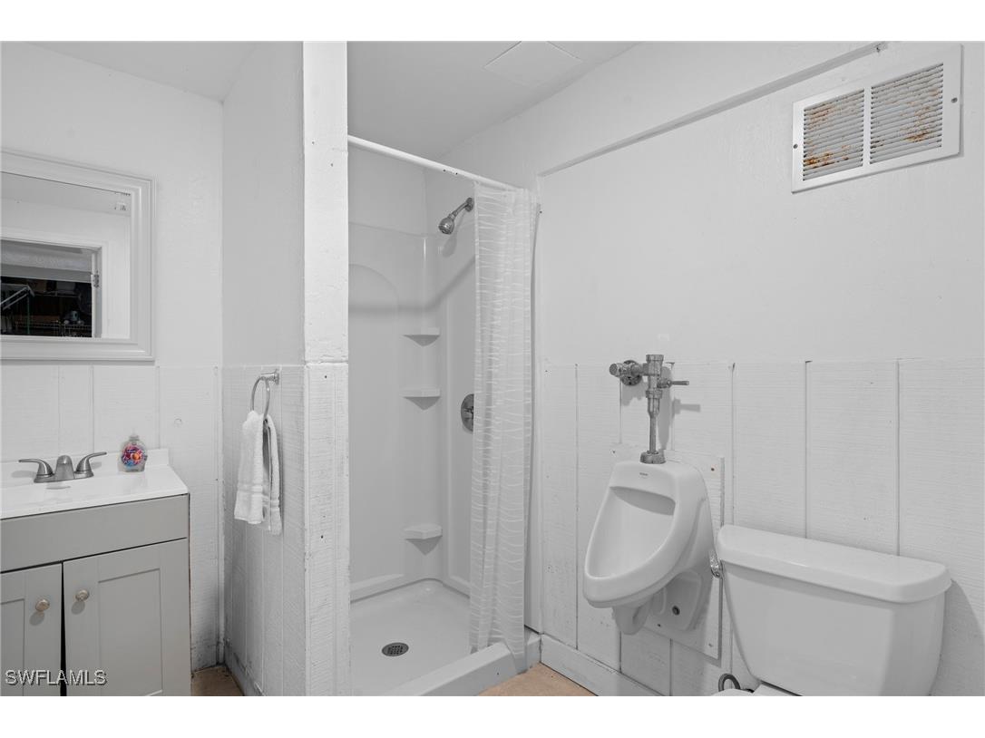 210 Miramar Street Fort Myers Beach FL 33931 225078081 image22