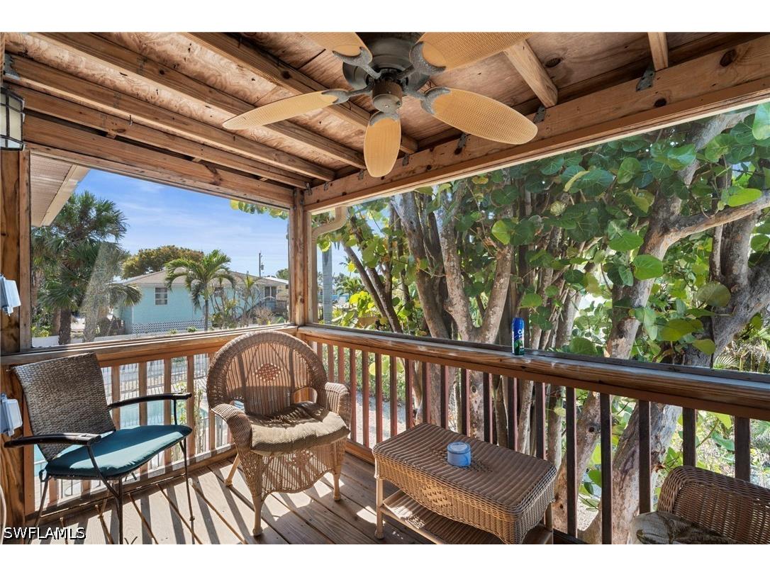 210 Miramar Street Fort Myers Beach FL 33931 226016354 image8