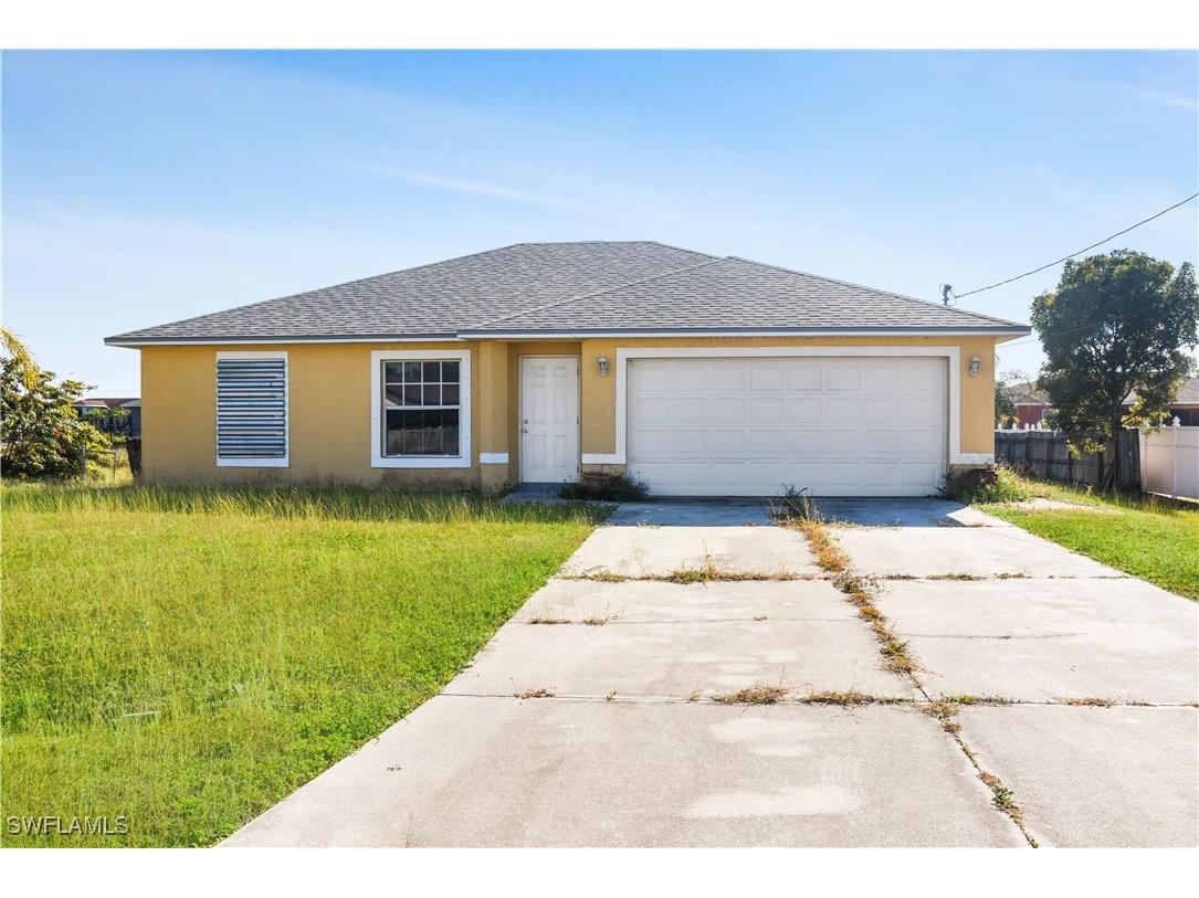 210 Mossrosse Street Fort Myers FL 33913 225084799 image1