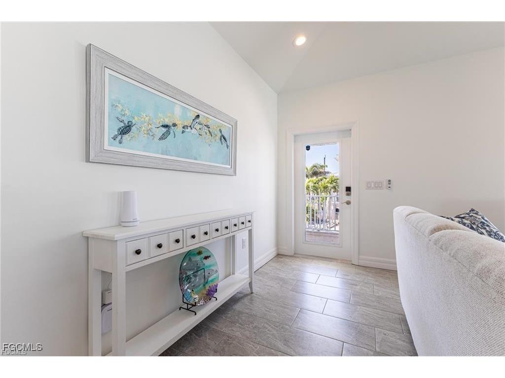 210 Pearl Street Fort Myers Beach FL 33931 2026000002 image14