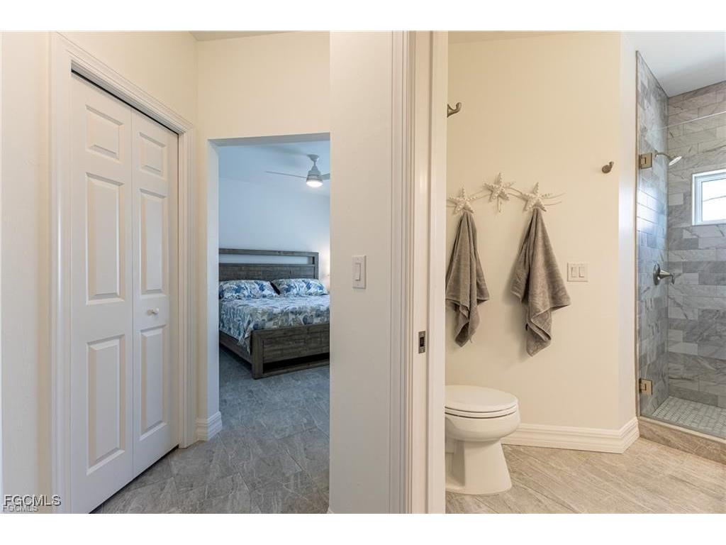 210 Pearl Street Fort Myers Beach FL 33931 2026000002 image16