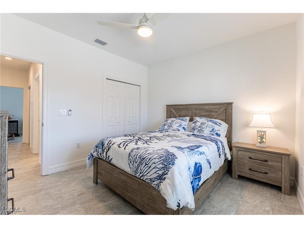 210 Pearl Street Fort Myers Beach FL 33931 2026000002 image18