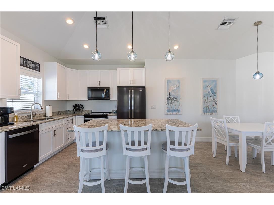 210 Pearl Street Fort Myers Beach FL 33931 225004246 image38